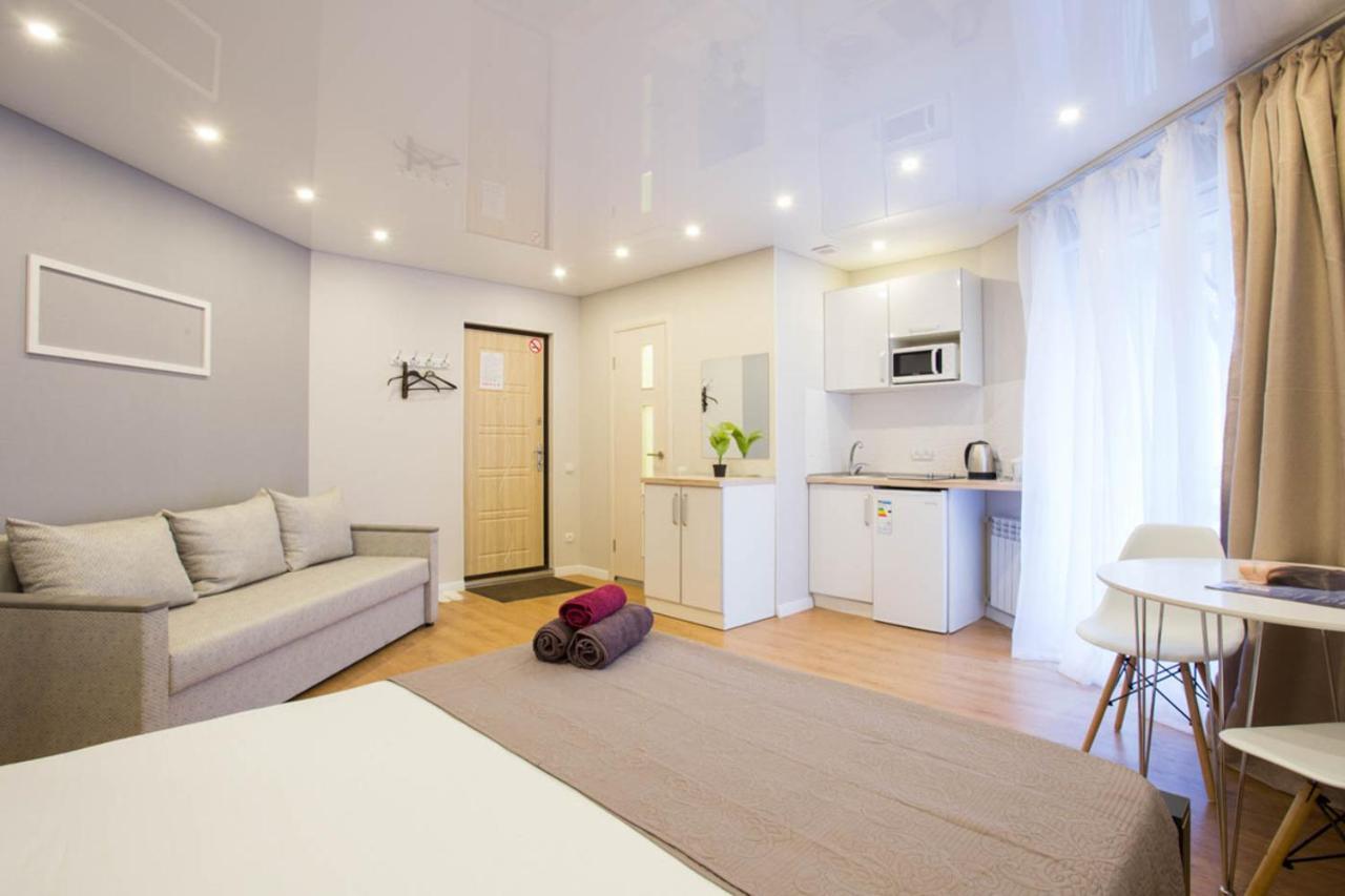 Studio Near Metro Yaroslava Mudroho, Universytet - Mykoly Khvylovoho Str 5-3 Харків Екстер'єр фото