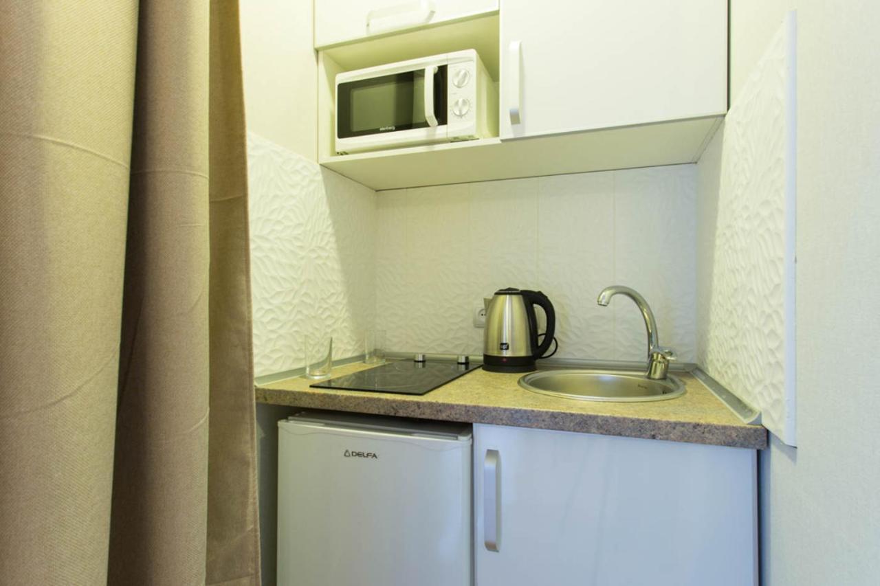 Studio Near Metro Yaroslava Mudroho, Universytet - Mykoly Khvylovoho Str 5-3 Харків Екстер'єр фото